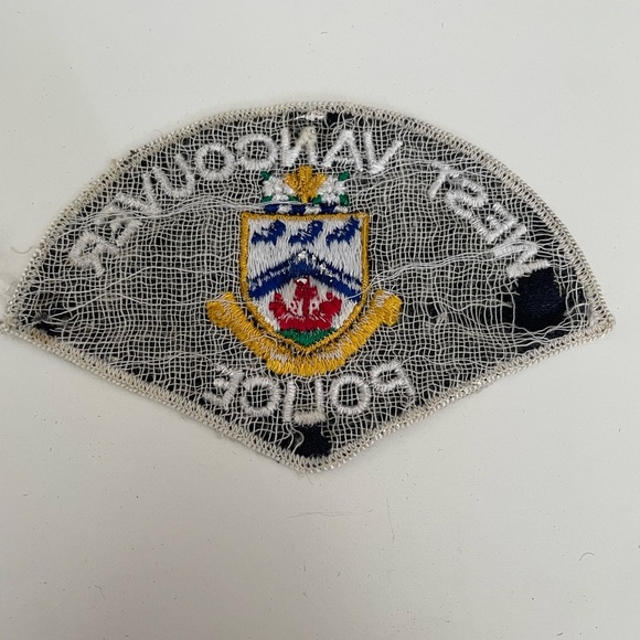 West Vancouver Police (British Columbia, Canada) Shoulder Patch. - Picture 2 of 2